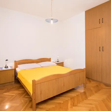 Comfortable Kastel Stafilic With Balcony