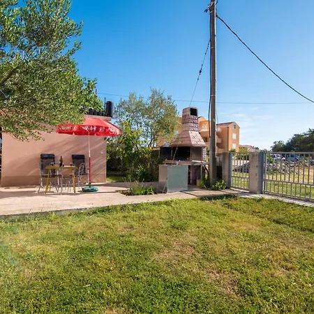 Comfortable Kastel Stafilic With Balcony Apartman *