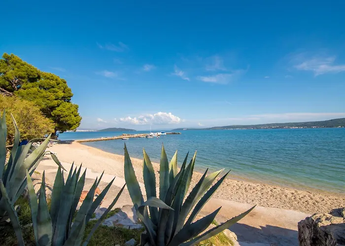 Comfortable Kastel Stafilic With Balcony Apartman *