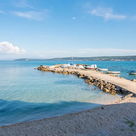 Apartman Comfortable Kastel Stafilic With Balcony