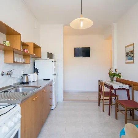 Comfortable Kastel Stafilic With Balcony Kaštela
