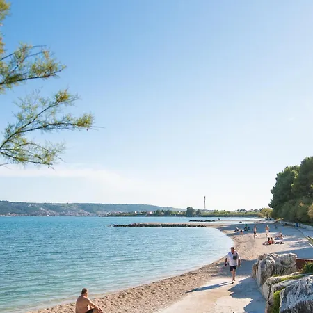 Comfortable Kastel Stafilic With Balcony Διαμέρισμα Kaštela